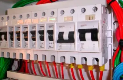 أفضل كهربائي حي العريجاء الأوسط الرياض لحلول كهرباء تناسب الأسر كبيرة العدد 0558623942