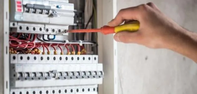 تواصل مع كهربائي حي الفيحاء الرياض
